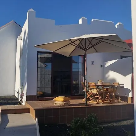 Апартаменты Cozy In A Quiet Residential Area